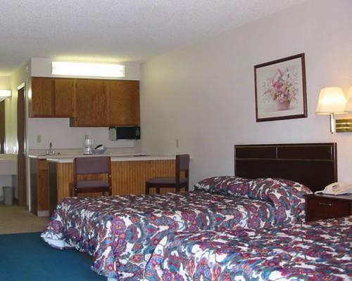 Scottish Inns & Suites Springdale Quarto foto